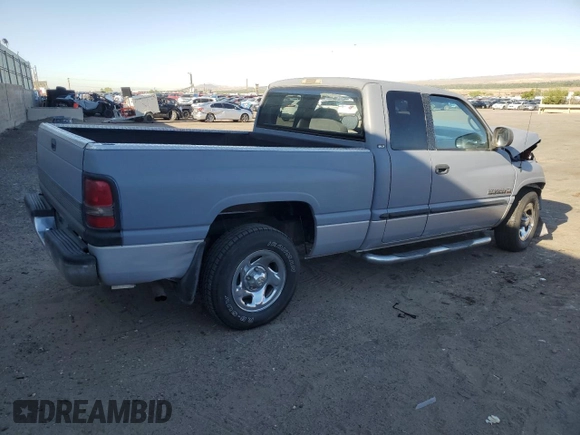 2000 Dodge 1500 z VIN 3B7HC13Y5YM225220, wystawiony jako Copart lot #56602475 z przebiegiem 178 267 mil mil oraz Szkoda całkowita • Salvage title. Historia ofert i sprzedaży dostępna na DreamBid. Obrazek 3.