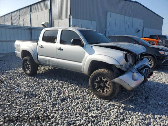 2007 Toyota Tacoma with VIN 3TMLU42N17M011842, listed as a Copart auction lot 53832595 with Not Provided miles and Salvage Title. Bid and sale history available at DreamBid. Image 4.