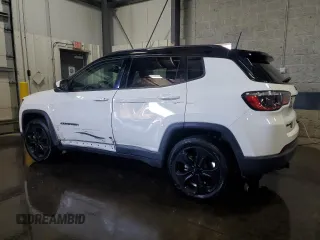 2021 Jeep Compass Latitude z VIN 3C4NJDBB5MT512547, wystawiony jako Copart lot #56885125 z przebiegiem 89 980 mil mil oraz Szkoda całkowita • Salvage title. Historia ofert i sprzedaży dostępna na DreamBid. Obrazek 2.