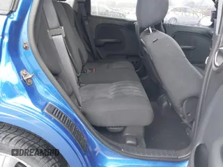 2004 Chrysler PT Cruiser Touring z VIN 3C8FY58B24T213464, wystawiony jako IAAI lot #40904615 z przebiegiem 121 447 mil mil oraz . Historia ofert i sprzedaży dostępna na DreamBid. Obrazek 8.