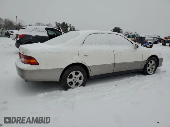 1997 Lexus ES 300 Luxury Sport Sdn with VIN JT8BF22G4V0025129, listed as a Copart auction lot 85422304 with 271,765 mi miles and Salvage Title. Bid and sale history available at carsss.com. Image 3.