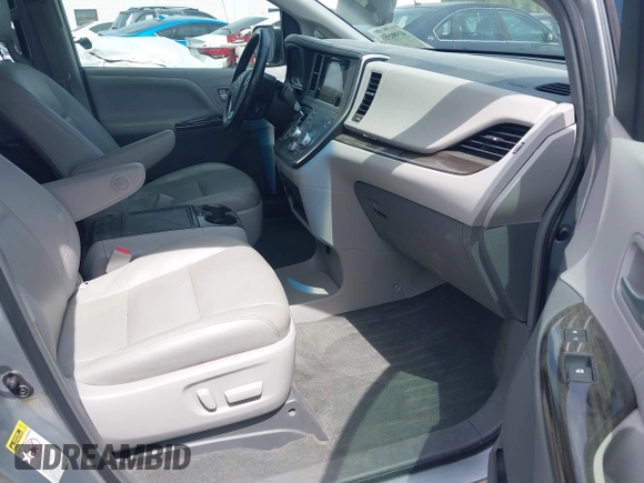 2015 Toyota Sienna XLE with VIN 5TDYK3DC9FS532310, listed as a IAAI auction lot 41990553 with 75,133 mi miles and . Bid and sale history available at DreamBid. Image 5.