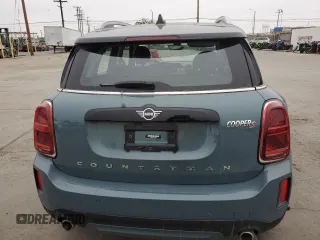 2024 MINI Countryman Cooper S z VIN WMZ53BR0XR3R62734, wystawiony jako Copart lot #60902685 z przebiegiem 11 062 mil mil oraz Szkoda całkowita • Salvage title. Historia ofert i sprzedaży dostępna na DreamBid. Obrazek 6.
