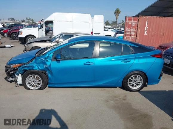 2022 Toyota Prius LE with VIN JTDKAMFP8N3209977, listed as a IAAI auction lot 42777763 with 52,995 mi miles and . Bid and sale history available at DreamBid. Image 15.
