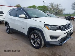 2019 Jeep Compass Limited z VIN 3C4NJDCB7KT678838, wystawiony jako IAAI lot #42193400 z przebiegiem 88 385 mil mil oraz . Historia ofert i sprzedaży dostępna na DreamBid. Obrazek 1.