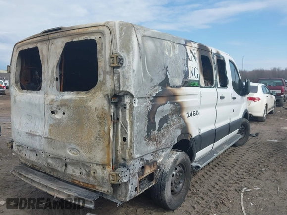 2018 Ford Transit with VIN 1FTYR1ZM1JKA65272, listed as a IAAI auction lot 41697964 with Not provided miles and . Bid and sale history available at DreamBid. Image 4.