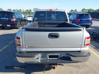 2002 GMC Sierra 1500 SLE with VIN 2GTEC19T721257163, listed as a IAAI auction lot 42049468 with 274,249 mi miles and . Bid and sale history available at DreamBid. Image 16.