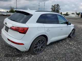 2023 Audi SQ5 Premium Plus with VIN WA1B4AFYXP2146513, listed as a Copart auction lot 71226964 with 20,422 mi miles and Salvage Title. Bid and sale history available at DreamBid. Image 3.