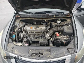 2009 Honda Accord LX-P z VIN 1HGCP26439A127994, wystawiony jako Copart lot #59372355 z przebiegiem 175 343 mil mil oraz Czysty tytuł • Clean title. Historia ofert i sprzedaży dostępna na DreamBid. Obrazek 11.
