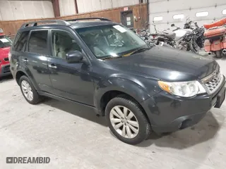 2013 Subaru Forester 2.5X Limited with VIN JF2SHAEC0DH439895, listed as a IAAI auction lot 42058386 with 218,414 mi miles. Bid and sale history available at carsss.com. Image 1.