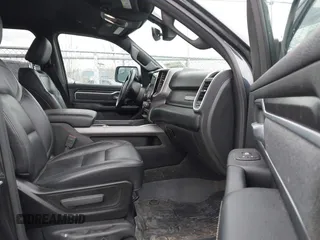 2021 Ram 1500 Big Horn с VIN 1C6SRFBT5MN742435, выставлен на аукционе IAAI как лот 41999586 с пробегом 25 671 миль миль и . История ставок и продаж доступна на DreamBid. Изображение 5.