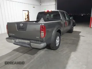 2007 Nissan Frontier SE z VIN 1N6AD09U17C412383, wystawiony jako IAAI lot #41517469 z przebiegiem 247 713 mil mil oraz . Historia ofert i sprzedaży dostępna na DreamBid. Obrazek 4.