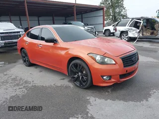2011 Infiniti M37 with VIN JN1BY1APXBM325238, listed as a IAAI auction lot 41936314 with 200,750 mi miles. Bid and sale history available at carsss.com. Image 1.