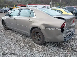 2008 Chevrolet Malibu LS w/1LS with VIN 1G1ZG57B08F164566, listed as a IAAI auction lot 41956303 with 109,247 mi miles. Bid and sale history available at carsss.com. Image 3.