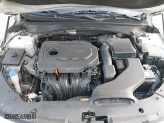 2016 Kia Optima LX with VIN 5XXGT4L34GG084299, listed as a IAAI auction lot 39779795 with 237,126 mi miles. Bid and sale history available at carsss.com. Image 10.