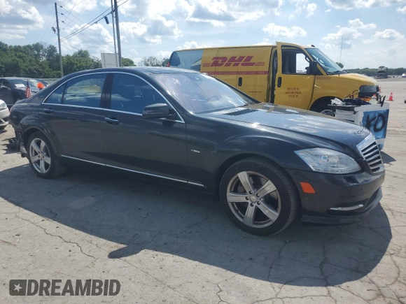 2012 Mercedes-Benz S 550 with VIN WDDNG9EB4CA451209, listed as a Copart auction lot 61836825 with 98,630 mi miles and Salvage title. Bid and sale history available at DreamBid. Image 4.