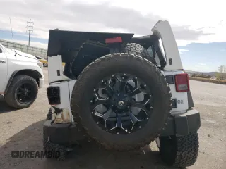 2018 Jeep Wrangler Unlimited Sport S z VIN 1C4HJWDG4JL855603, wystawiony jako Copart lot #49913815 z przebiegiem Nie podano mil oraz Szkoda całkowita • Salvage title. Historia ofert i sprzedaży dostępna na DreamBid. Obrazek 6.