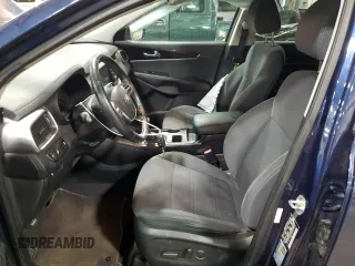 2019 Kia Sorento LX z VIN 5XYPG4A38KG526156, wystawiony jako Copart lot #57728315 z przebiegiem 170 714 mil mil oraz Nie do naprawy • Non repairable. Historia ofert i sprzedaży dostępna na DreamBid. Obrazek 7.