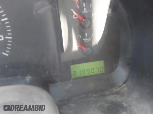 2005 Ford F-150 STX with VIN 1FTRX14W55FA63462, listed as a IAAI auction lot 42461642 with 2,199,070 mi miles and . Bid and sale history available at DreamBid. Image 7.