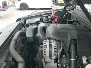 2011 Chevrolet Suburban LT z VIN 1GNSCJE09BR344091, wystawiony jako IAAI lot #43487649 z przebiegiem 182 652 mil mil oraz . Historia ofert i sprzedaży dostępna na DreamBid. Obrazek 19.