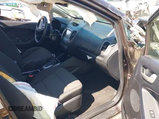 2018 Kia Forte LX with VIN 3KPFL4A71JE201144, listed as a IAAI auction lot 41874778 with 100,980 mi miles. Bid and sale history available at carsss.com. Image 5.