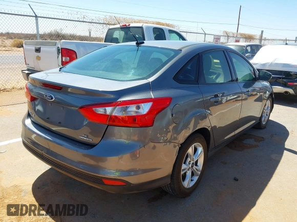 2013 Ford Focus SE with VIN 1FADP3F2XDL152112, listed as a IAAI auction lot 41839118 with 157,609 mi miles. Bid and sale history available at carsss.com. Image 4.