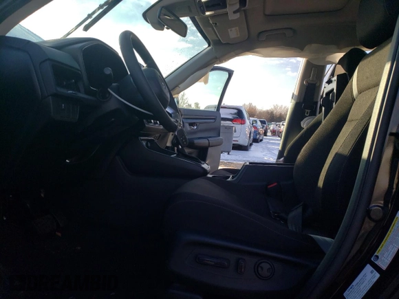 2025 Honda CR-V EX with VIN 2HKRS4H41SH443098, listed as a Copart auction lot 44389235 with 2,660 mi miles and Salvage Title. Bid and sale history available at DreamBid. Image 7.