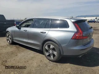 2020 Volvo V60 Cross Country with VIN YV4102WK6L1030365, listed as a Copart auction lot 49318725 with 24,185 mi miles and Salvage Title. Bid and sale history available at carsss.com. Image 2.