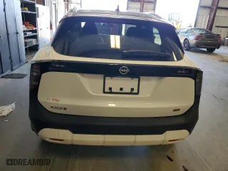 2025 Nissan Kicks SR with VIN 3N8AP6DCXSL307662, listed as a Copart auction lot 89303155 with 685 mi miles and Salvage Title. Bid and sale history available at carsss.com. Image 6.