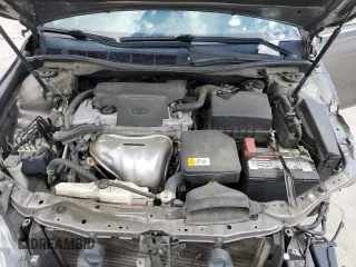 2017 Toyota Camry XLE z VIN 4T1BF1FK6HU389524, wystawiony jako Copart lot #56341345 z przebiegiem 156 516 mil mil oraz Czysty tytuł • Clean title. Historia ofert i sprzedaży dostępna na DreamBid. Obrazek 11.