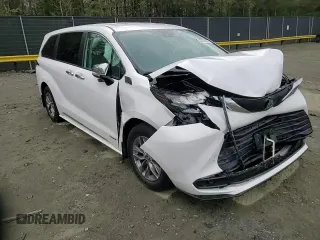 2021 Toyota Sienna LE with VIN 5TDKSKFC1MS013343, listed as a Copart auction lot 53263885 with 41,805 mi miles and Salvage title. Bid and sale history available at DreamBid. Image 11.