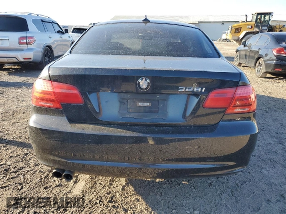 2011 BMW 3 Series 328i with VIN WBAKE5C59BE755262, listed as a Copart auction lot 42943825 with 119,230 mi miles and Salvage title. Bid and sale history available at DreamBid. Image 6.