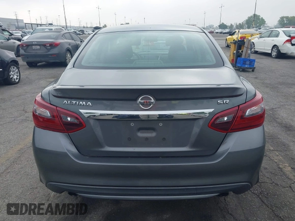 2017 Nissan Altima SL z VIN 1N4AL3AP2HC498095, wystawiony jako IAAI lot #42453384 z przebiegiem 138 736 mil mil oraz . Historia ofert i sprzedaży dostępna na DreamBid. Obrazek 16.