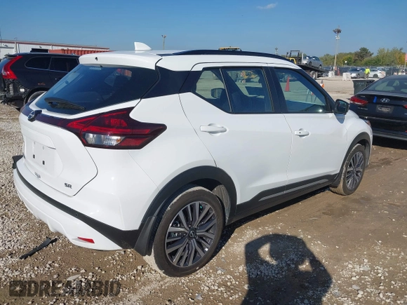 2024 Nissan Kicks SR with VIN 3N1CP5DV7RL484702, listed as a IAAI auction lot 40396850 with 19,972 mi miles. Bid and sale history available at carsss.com. Image 4.
