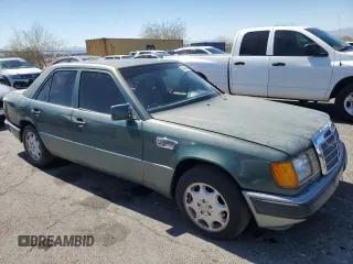 1993 Mercedes-Benz 400 with VIN WDBEA34E3PB937142, listed as a Copart auction lot 50444585 with 275,929 mi miles and Clean Title. Bid and sale history available at carsss.com. Image 4.