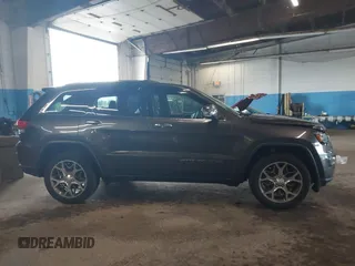 2021 Jeep Grand Cherokee 80th Anniversary z VIN 1C4RJFBG1MC831772, wystawiony jako IAAI lot #42227486 z przebiegiem 50 082 mil mil oraz . Historia ofert i sprzedaży dostępna na DreamBid. Obrazek 13.