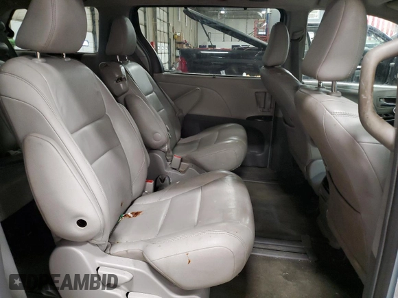 2015 Toyota Sienna XLE with VIN 5TDYK3DC1FS529806, listed as a Copart auction lot 52364225 with 180,172 mi miles and Non Repairable. Bid and sale history available at DreamBid. Image 11.