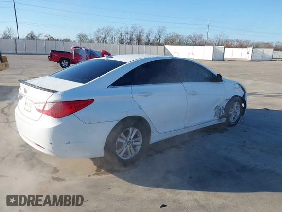 2013 Hyundai Sonata GLS with VIN 5NPEB4AC4DH653973, listed as a IAAI auction lot 41209268 with 170,399 mi miles and . Bid and sale history available at DreamBid. Image 4.