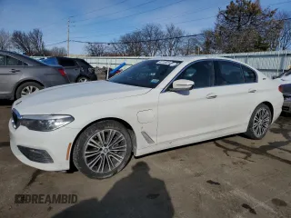 2018 BMW 5 Series 530e xDrive with VIN WBAJB1C51JB084280, listed as a Copart auction lot 45713625 with 106,846 mi miles and Clean Title. Bid and sale history available at carsss.com. Image 1.