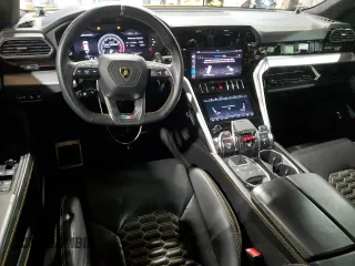 2019 Lamborghini Urus z VIN ZPBCA1ZL2KLA01075, wystawiony jako Copart lot #80477864 z przebiegiem 91 739 mil mil oraz Tytuł czysty. Historia ofert i sprzedaży dostępna na DreamBid. Obrazek 8.