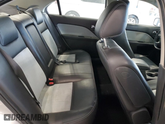 2009 Mercury Milan with VIN 3MEHM07Z29R631758, listed as a Copart auction lot 47096485 with Not provided miles and Salvage title. Bid and sale history available at DreamBid. Image 12.