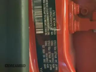 2020 Jeep Renegade Sport z VIN ZACNJBAB2LPK96116, wystawiony jako Copart lot #37249614 z przebiegiem 73 424 mil mil oraz Szkoda całkowita • Salvage title. Historia ofert i sprzedaży dostępna na DreamBid. Obrazek 12.