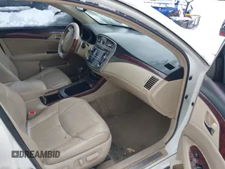 2011 Toyota Avalon with VIN 4T1BK3DB8BU382527, listed as a IAAI auction lot 41306584 with 166,279 mi miles and . Bid and sale history available at DreamBid. Image 5.