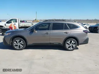 2021 Subaru Outback Limited XT with VIN 4S4BTGND5M3218889, listed as a IAAI auction lot 41757685 with 158,157 mi miles. Bid and sale history available at carsss.com. Image 14.