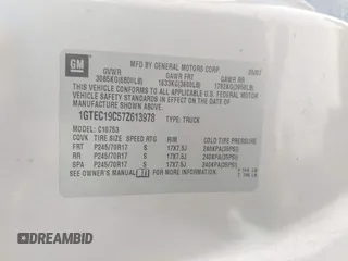 2007 GMC Sierra 1500 SL z VIN 1GTEC19C57Z613978, wystawiony jako IAAI lot #42330992 z przebiegiem 270 600 mil mil oraz . Historia ofert i sprzedaży dostępna na DreamBid. Obrazek 9.