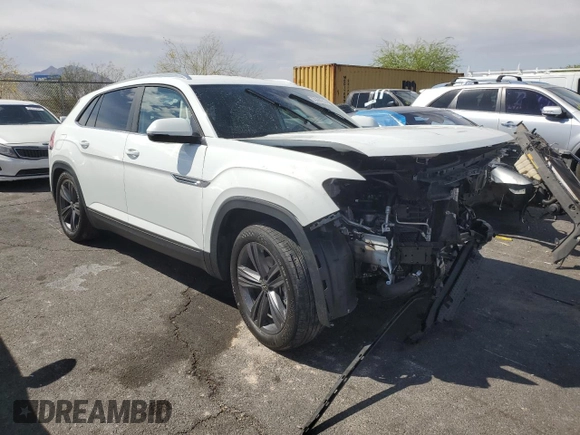 2024 Volkswagen Atlas SE with VIN 1V2HE2CA9RC209090, listed as a Copart auction lot 53399215 with 24,270 mi miles and Salvage title. Bid and sale history available at DreamBid. Image 4.