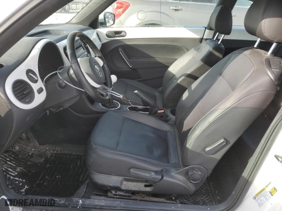 2012 Volkswagen Beetle 2.5L w/Sun/Sound/Nav PZEV with VIN 3VWHP7AT3CM627340, listed as a Copart auction lot 42633385 with 115,862 mi miles and Salvage Title. Bid and sale history available at carsss.com. Image 7.
