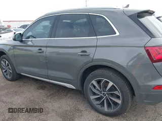 2024 Audi Q5 S line Premium with VIN WA1GAAFY1R2000549, listed as a IAAI auction lot 41368062 with 17,377 mi miles. Bid and sale history available at carsss.com. Image 15.