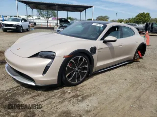 2023 Porsche Taycan 4S z VIN WP0BB2Y10PSA65038, wystawiony jako Copart lot #47464564 z przebiegiem Nie podano mil oraz . Historia ofert i sprzedaży dostępna na DreamBid. Obrazek 1.