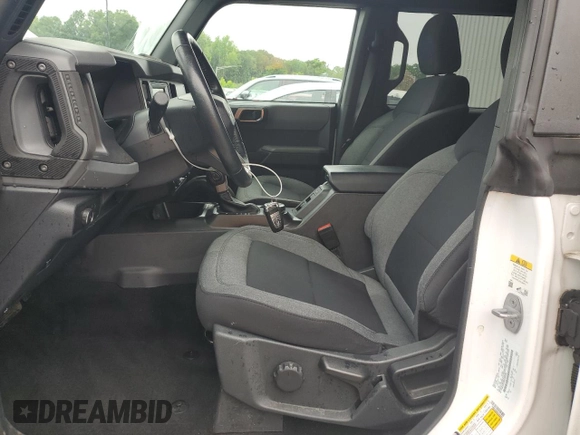 2022 Ford Bronco with VIN 1FMDE5BH8NLB86889, listed as a Copart auction lot 60898845 with 30,414 mi miles and Salvage title. Bid and sale history available at DreamBid. Image 7.